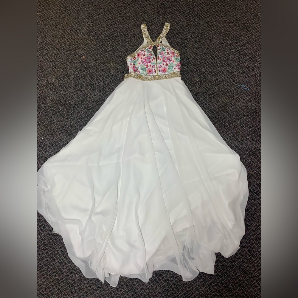 Size 4 Rachel Allan White dress prom